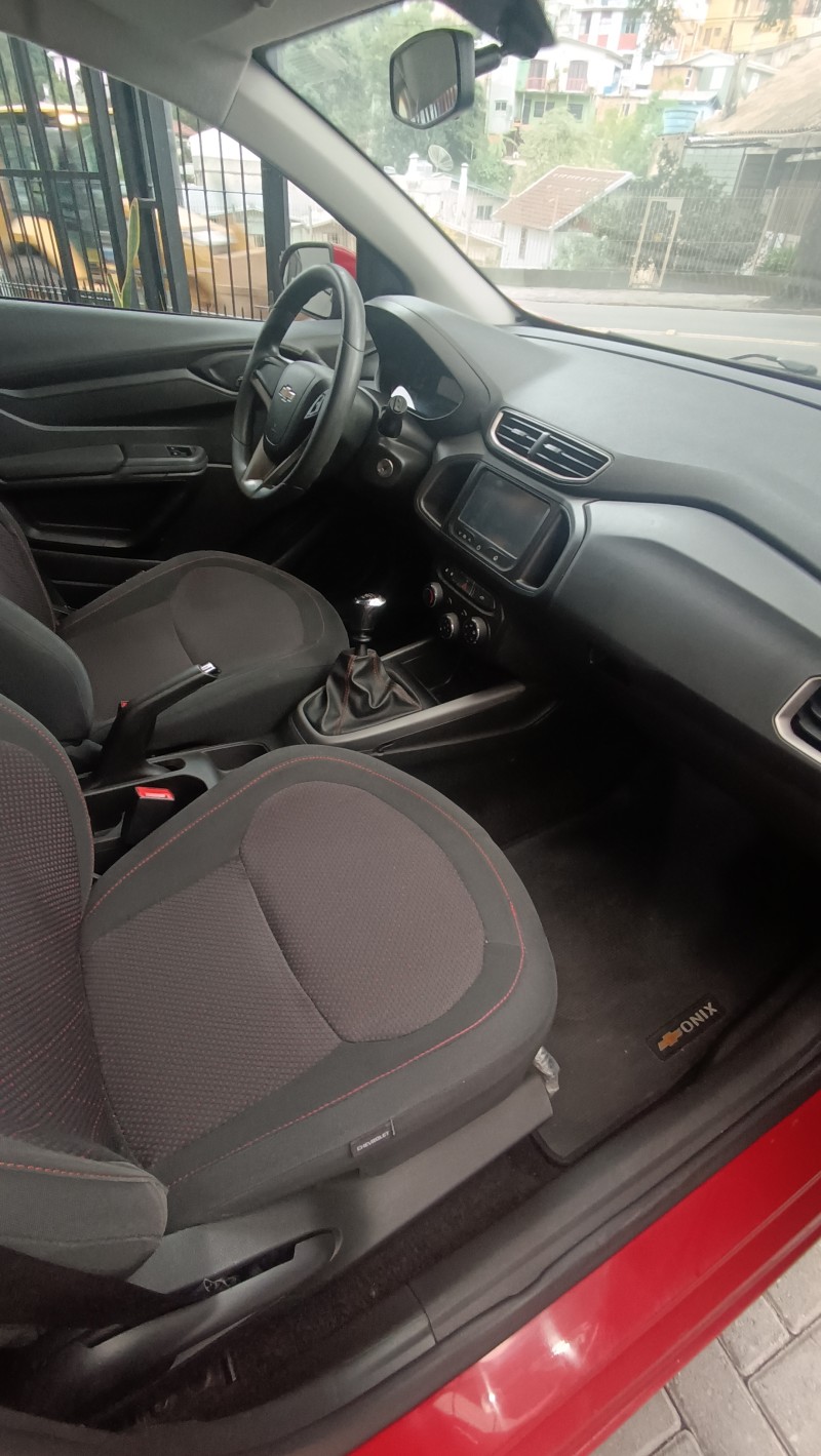 ONIX 1.4 MPFI LT 8V FLEX 4P MANUAL - 2016 - CAXIAS DO SUL