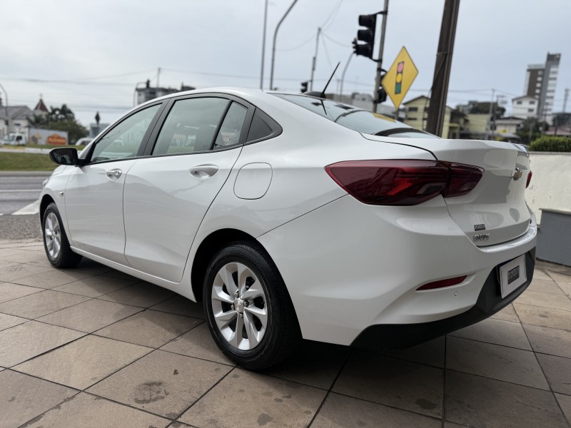 ONIX 1.0	LT PLUS 8V TURBO FLEX 4P AUTOMÁTICO - 2020 - FARROUPILHA