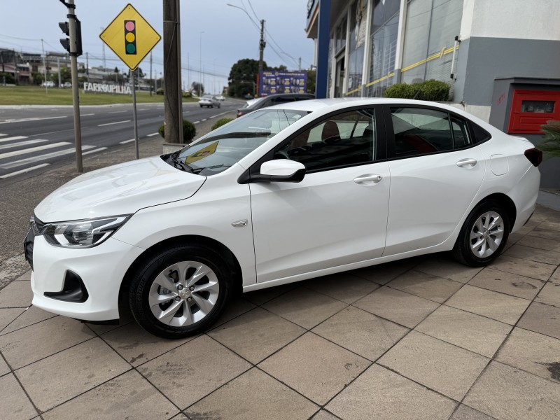 ONIX 1.0	LT PLUS 8V TURBO FLEX 4P AUTOMÁTICO - 2020 - FARROUPILHA