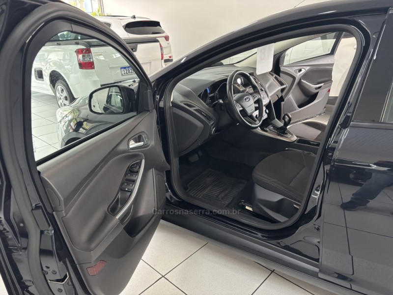 FOCUS 2.0 SE FASTBACK 16V FLEX 4P AUTOMÁTICO - 2018 - BENTO GONçALVES