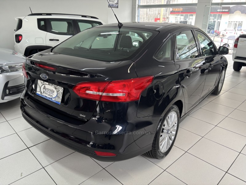 FOCUS 2.0 SE FASTBACK 16V FLEX 4P AUTOMÁTICO - 2018 - BENTO GONçALVES