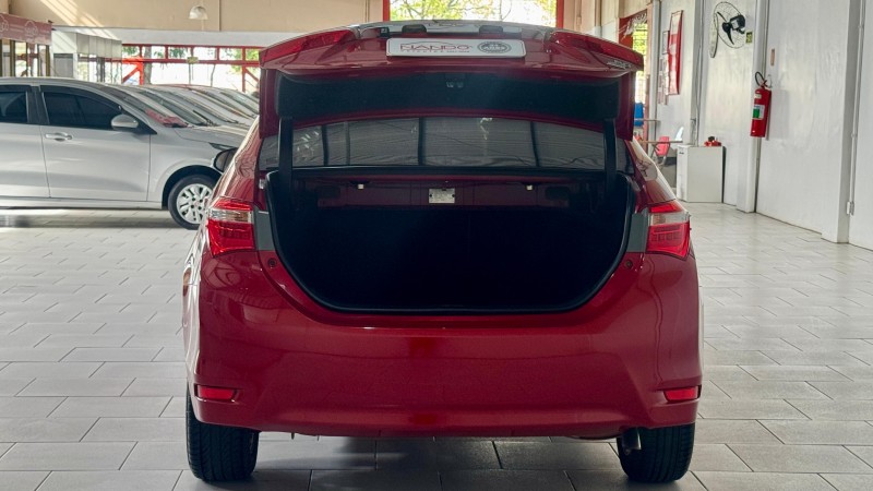 COROLLA 2.0 XEI 16V FLEX 4P AUTOMÁTICO - 2015 - ESTâNCIA VELHA