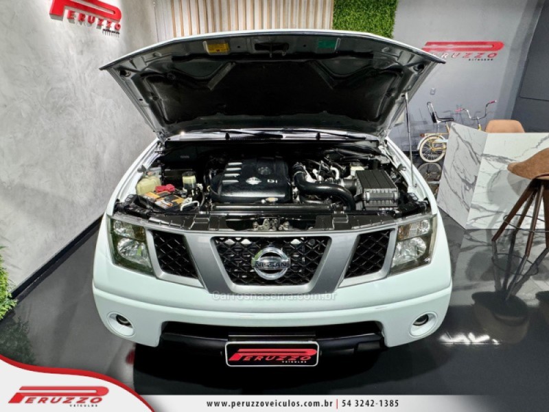 FRONTIER 2.5 XE 4X2 CD TURBO ELETRONIC DIESEL 4P MANUAL - 2012 - NOVA PRATA
