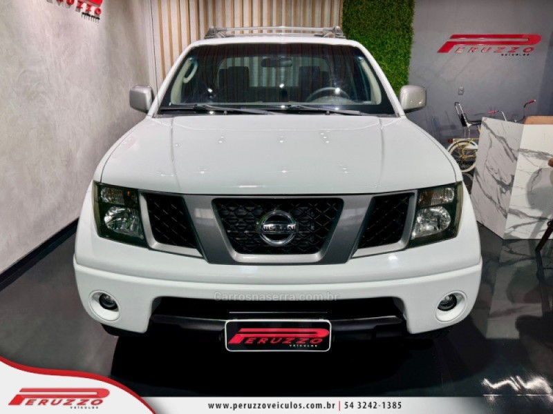 FRONTIER 2.5 XE 4X2 CD TURBO ELETRONIC DIESEL 4P MANUAL - 2012 - NOVA PRATA