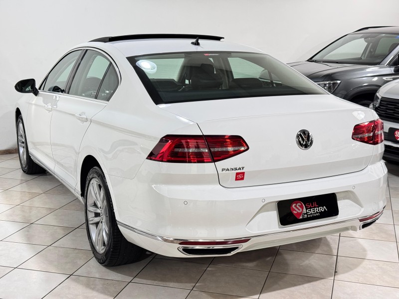PASSAT 2.0 16V TSI BLUEMOTION GASOLINA HIGHLINE 4P DSG - 2018 - CAXIAS DO SUL
