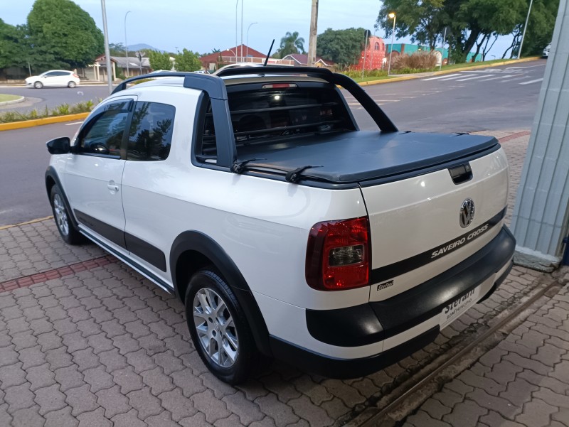 SAVEIRO 1.6 CROSS CD 16V FLEX 2P MANUAL - 2015 - BOM PRINCíPIO