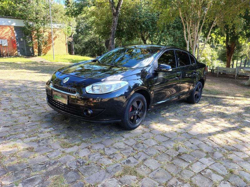 fluence 2.0 dynamique 16v flex 4p automatico 2013 caxias do sul