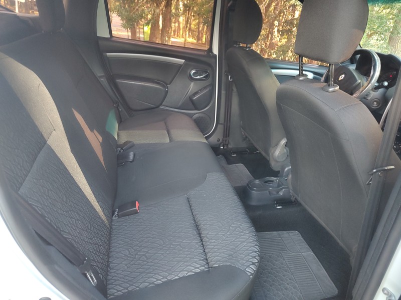 DUSTER 1.6 EXPRESSION 4X2 16V FLEX 4P MANUAL - 2017 - CAXIAS DO SUL