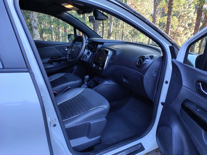 CAPTUR 1.6 16V FLEX INTENSE AUTOMÁTICO - 2020 - CAXIAS DO SUL