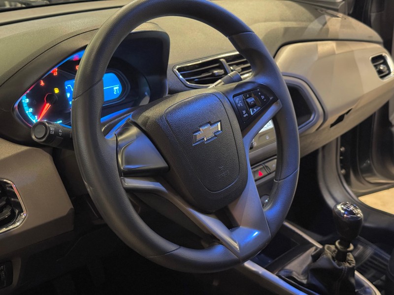 PRISMA 1.4 MPFI LTZ 8V FLEX 4P MANUAL - 2016 - NOVO HAMBURGO