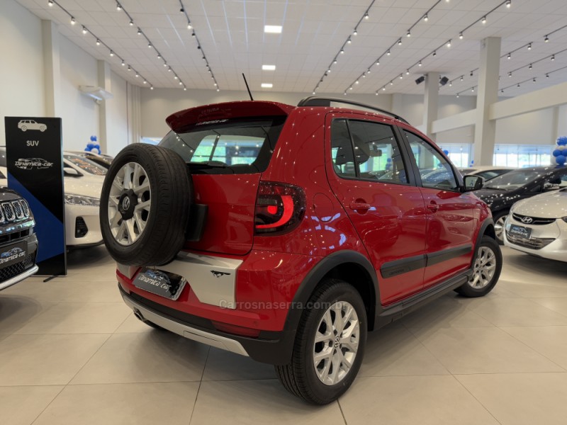 CROSSFOX 1.6 MI FLEX 8V 4P MANUAL - 2014 - VENâNCIO AIRES