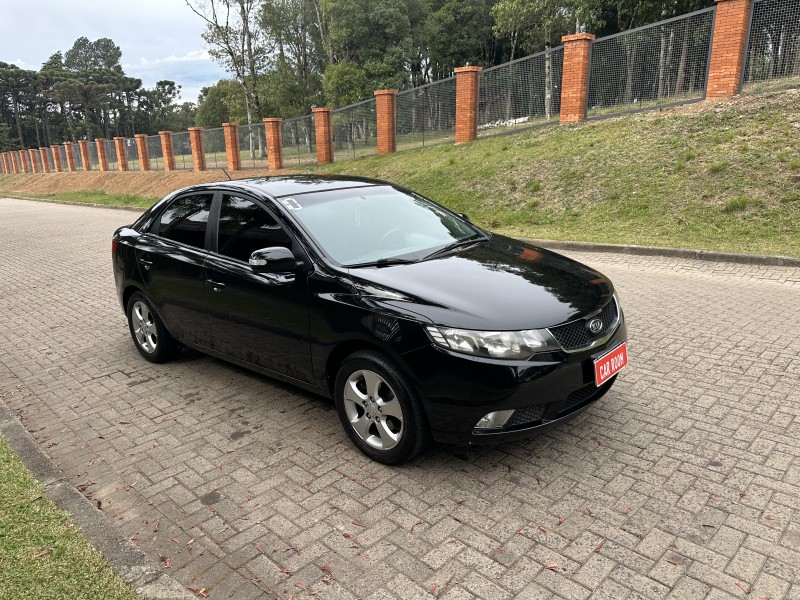 CERATO 1.6 EX2 SEDAN 16V GASOLINA 4P MANUAL - 2010 - CAXIAS DO SUL