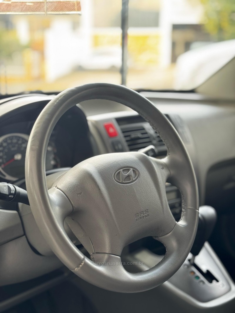 TUCSON 2.0 MPFI GLS 16V 143CV 2WD GASOLINA 4P AUTOMÁTICO - 2008 - SANTA CRUZ DO SUL