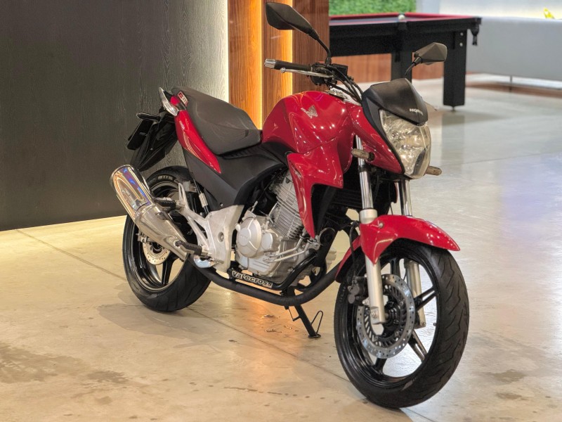 CB 300R ABS - 2013 - NOVO HAMBURGO