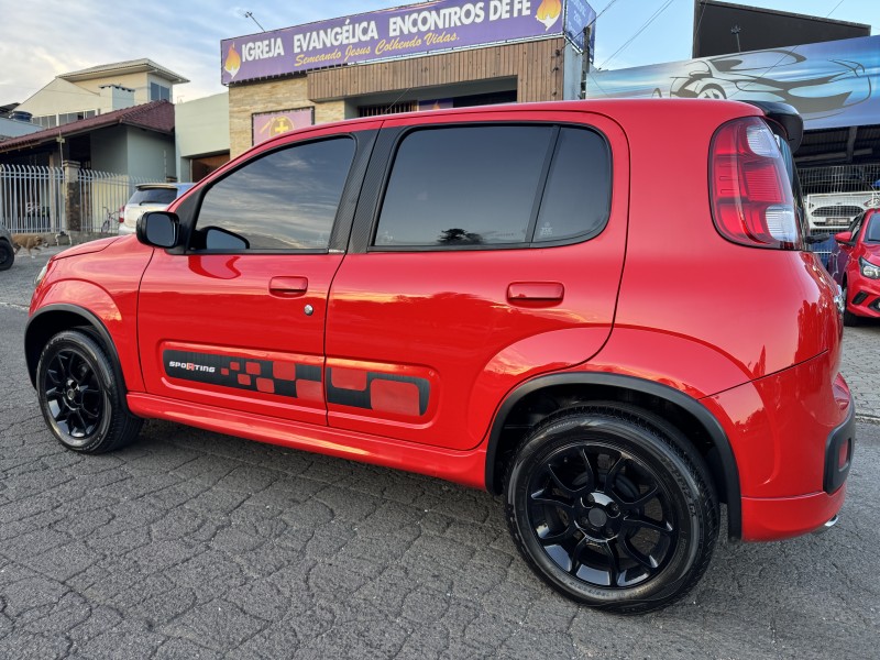 UNO 1.4 SPORTING 8V FLEX 4P MANUAL - 2012 - DOIS IRMãOS