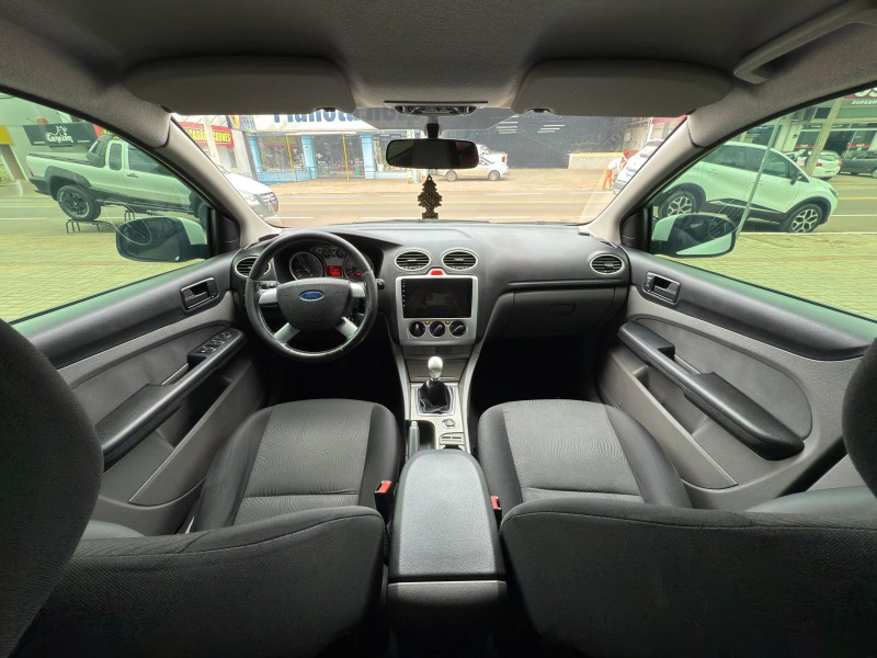 FOCUS 1.6 GLX 8V FLEX 4P MANUAL - 2013 - LAGOA VERMELHA