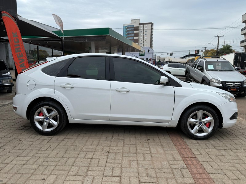 FOCUS 1.6 GLX 8V FLEX 4P MANUAL - 2013 - LAGOA VERMELHA