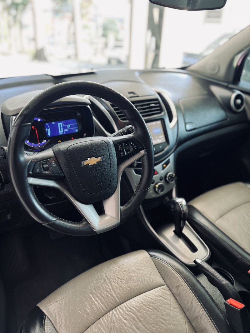 TRACKER 1.8 MPFI LTZ 4X2 16V FLEX 4P AUTOMÁTICO - 2015 - CANELA