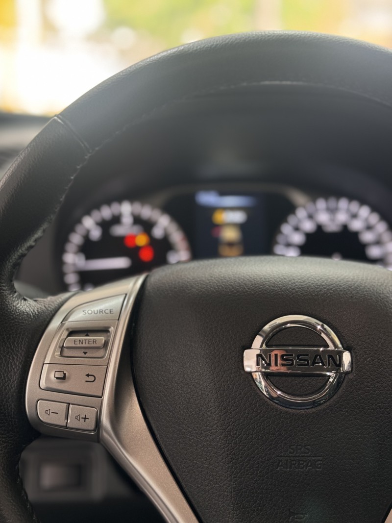 FRONTIER 2.3 LE 4X4 CD BI TURBO DIESEL 4P AUTOMÁTICO - 2017 - CAXIAS DO SUL