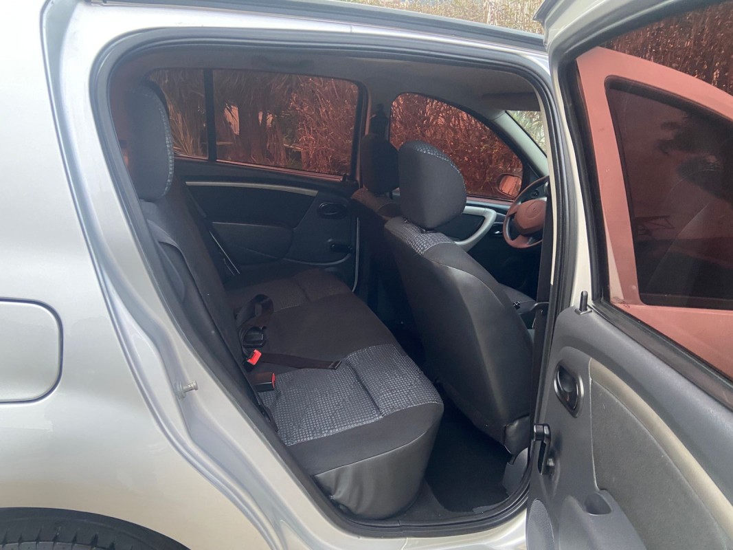 SANDERO 1.0 EXPRESSION 16V FLEX 4P MANUAL - 2009 - CAXIAS DO SUL