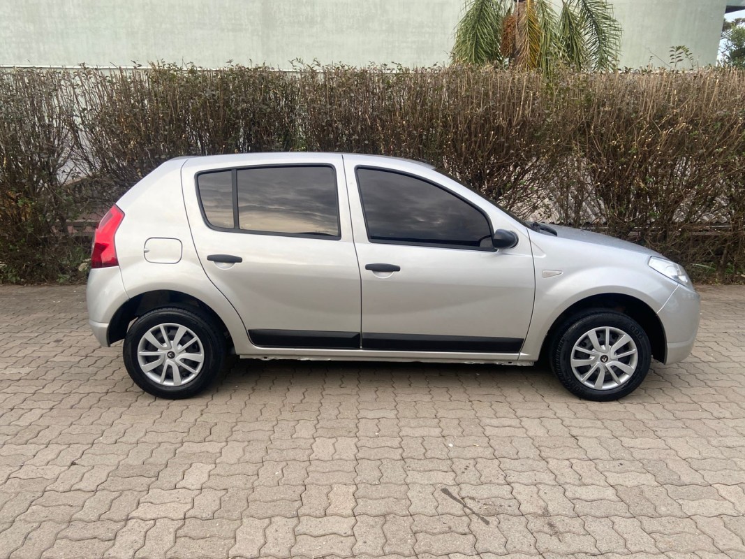 SANDERO 1.0 EXPRESSION 16V FLEX 4P MANUAL - 2009 - CAXIAS DO SUL