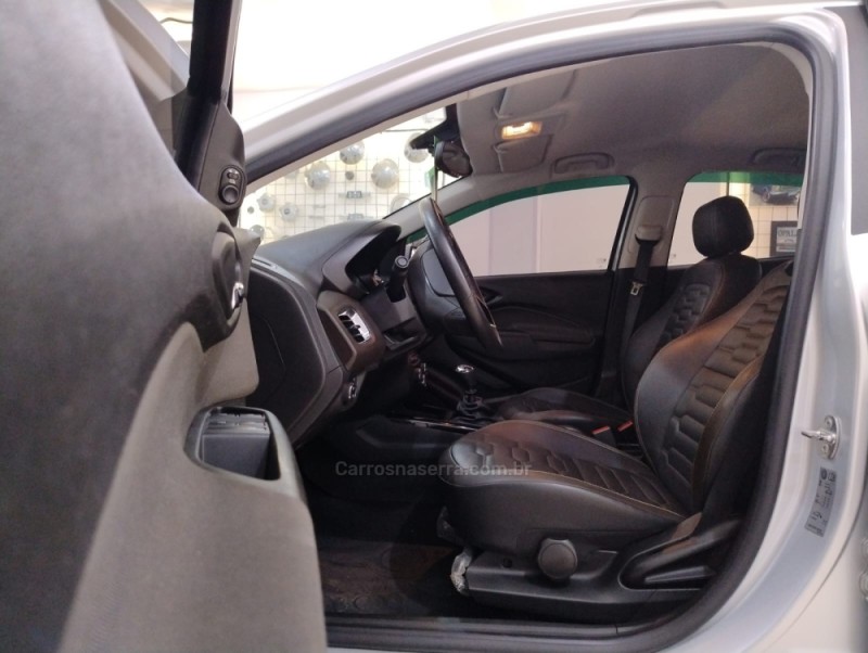 PRISMA 1.0 MPFI LT 8V FLEX 4P MANUAL - 2019 - VACARIA