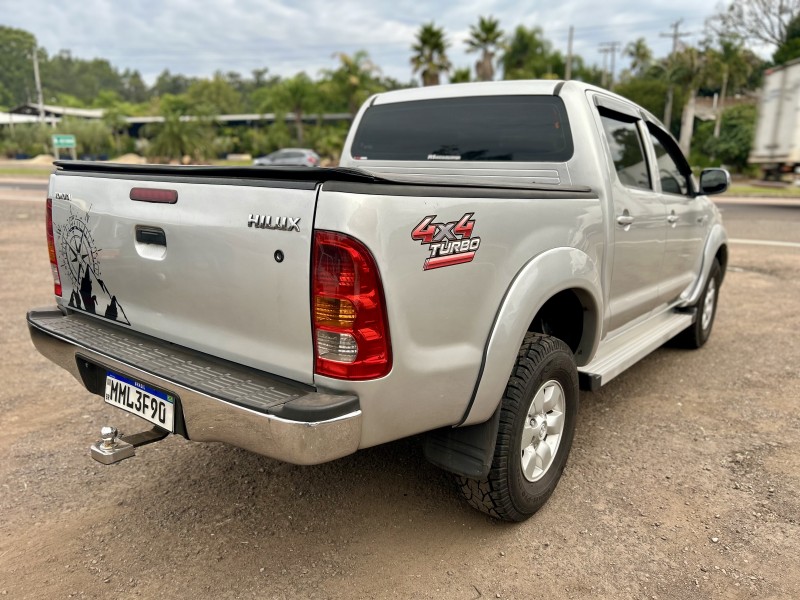 HILUX 2.5 4X4 16V TURBO DIESEL 2P MANUAL - 2011 - SãO SEBASTIãO DO CAí