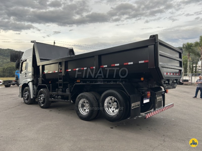 19-320 E CONSTELLATION TITAN TRACTOR - 2006 - GARIBALDI