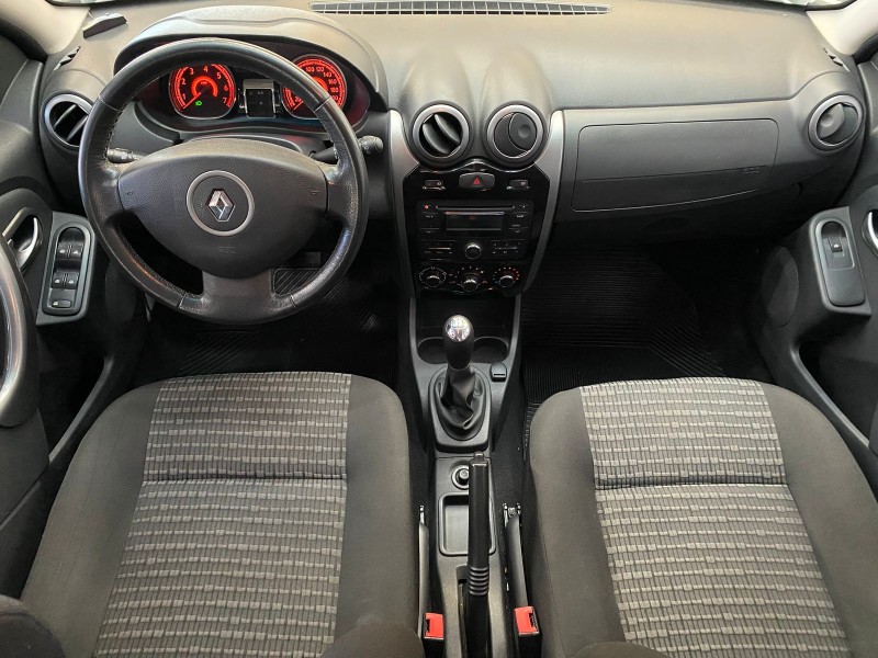 SANDERO 1.6 PRIVILÉGE 8V FLEX 4P MANUAL - 2013 - CAXIAS DO SUL