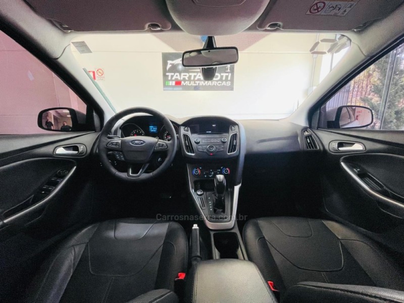 FOCUS 2.0 SE FASTBACK 16V FLEX 4P AUTOMÁTICO - 2016 - CAXIAS DO SUL