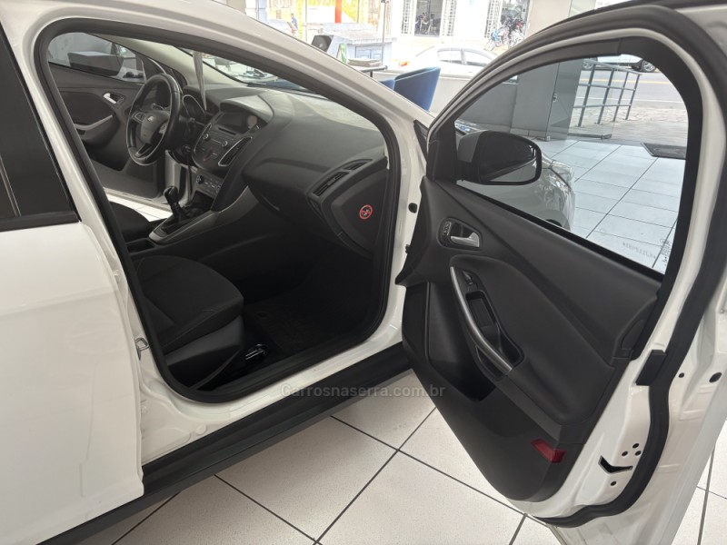 FOCUS 1.6 SE 8V FLEX 4P MANUAL - 2019 - BENTO GONçALVES