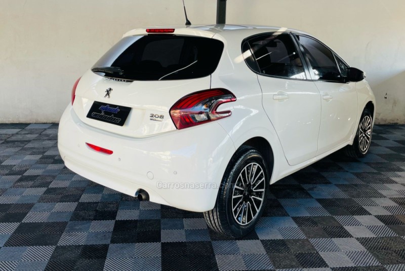 208 1.2 ACTIVE 12V FLEX 4P MANUAL - 2018 - NOVO HAMBURGO