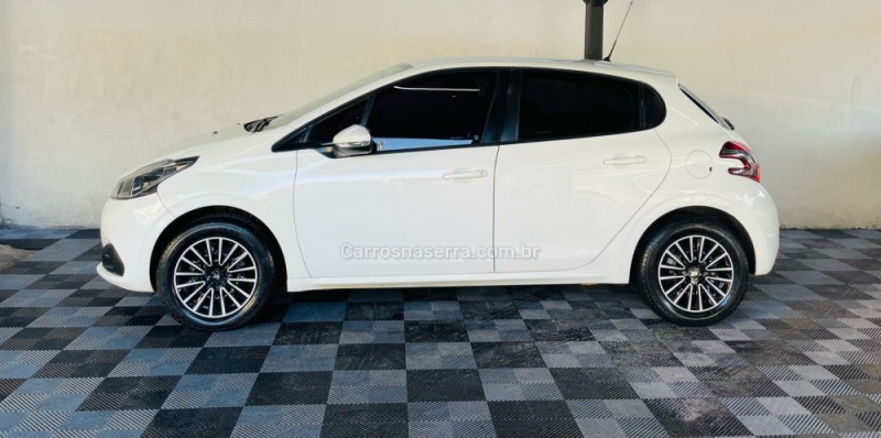 208 1.2 ACTIVE 12V FLEX 4P MANUAL - 2018 - NOVO HAMBURGO