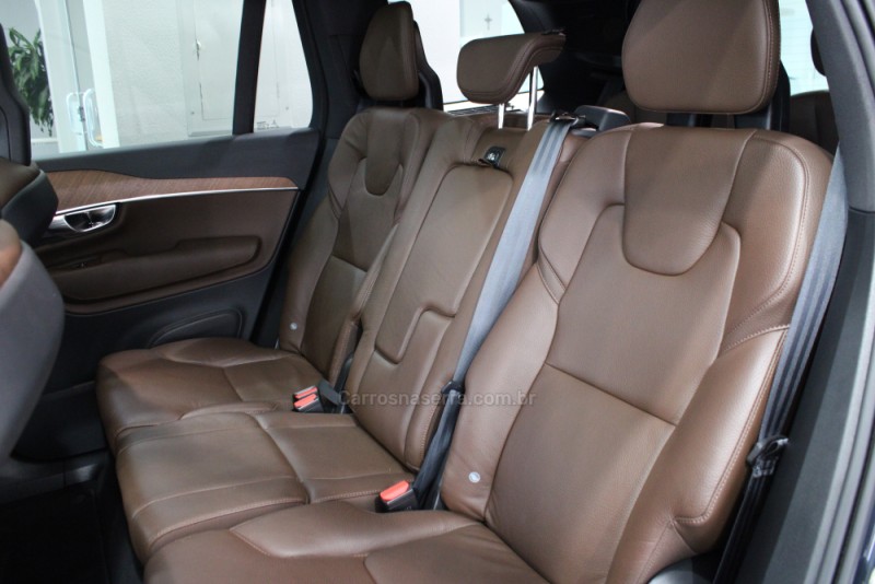XC90 2.0 T8 MOMENTUM HÍBRIDO 4P AUTOMÁTICO - 2021 - CAXIAS DO SUL