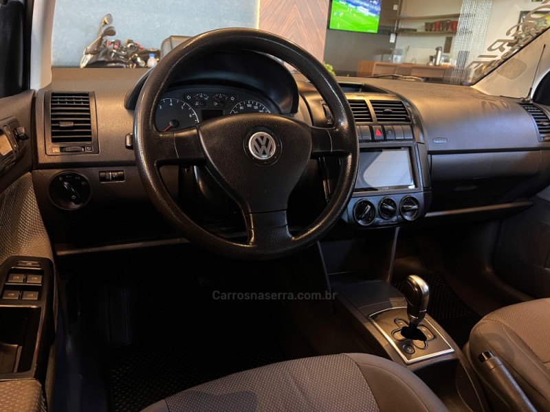 POLO SEDAN 1.6 MI 8V FLEX 4P AUTOMATIZADO - 2010 - CAMPO BOM