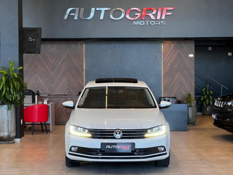 JETTA 1.4 16V TSI COMFORTLINE GASOLINA 4P TIPTRONIC - 2017 - CAMPO BOM