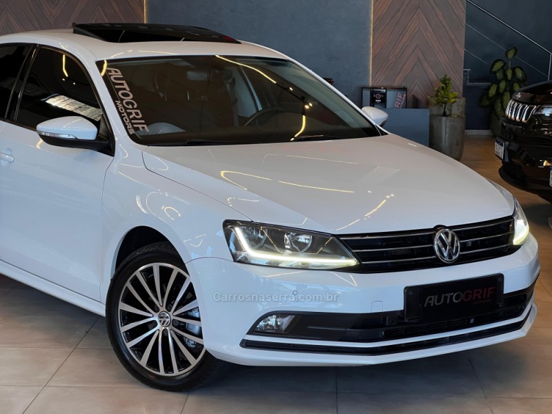 JETTA 1.4 16V TSI COMFORTLINE GASOLINA 4P TIPTRONIC - 2017 - CAMPO BOM