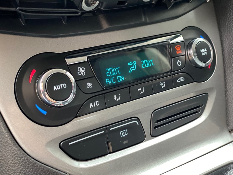 FOCUS 2.0 SE HATCH 16V FLEX 4P AUTO - 2014 - CAXIAS DO SUL