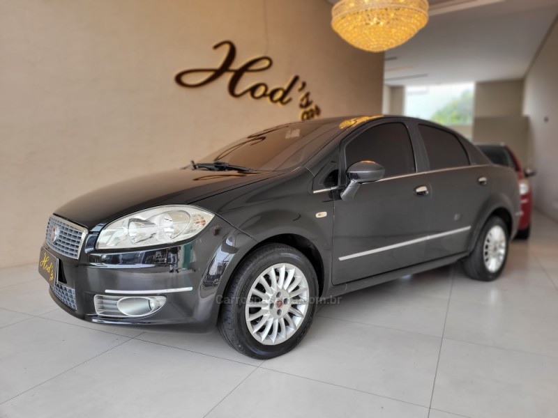 LINEA 1.8 ESSENCE 16V FLEX 4P MANUAL - 2009 - CANELA