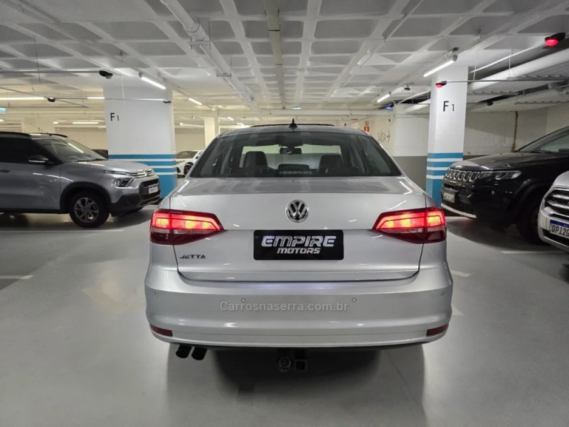 JETTA 2.0 COMFORTLINE FLEX 4P TIPTRONIC - 2016 - PORTO ALEGRE