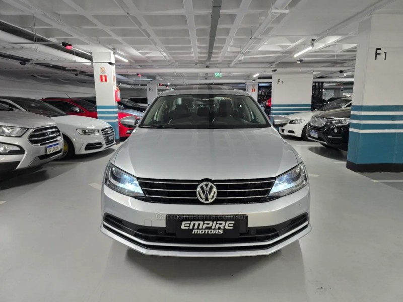 JETTA 2.0 COMFORTLINE FLEX 4P TIPTRONIC - 2016 - PORTO ALEGRE