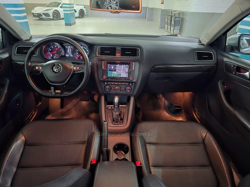 JETTA 2.0 COMFORTLINE FLEX 4P TIPTRONIC - 2016 - PORTO ALEGRE