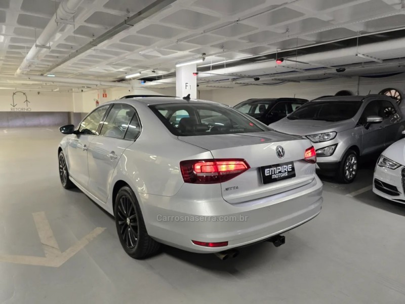 JETTA 2.0 COMFORTLINE FLEX 4P TIPTRONIC - 2016 - PORTO ALEGRE