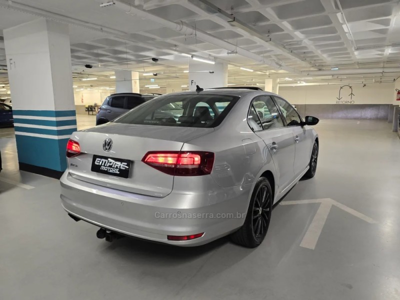 JETTA 2.0 COMFORTLINE FLEX 4P TIPTRONIC - 2016 - PORTO ALEGRE