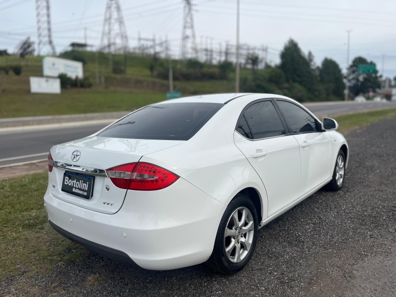 J5 1.5 16V GASOLINA 4P MANUAL - 2013 - FARROUPILHA