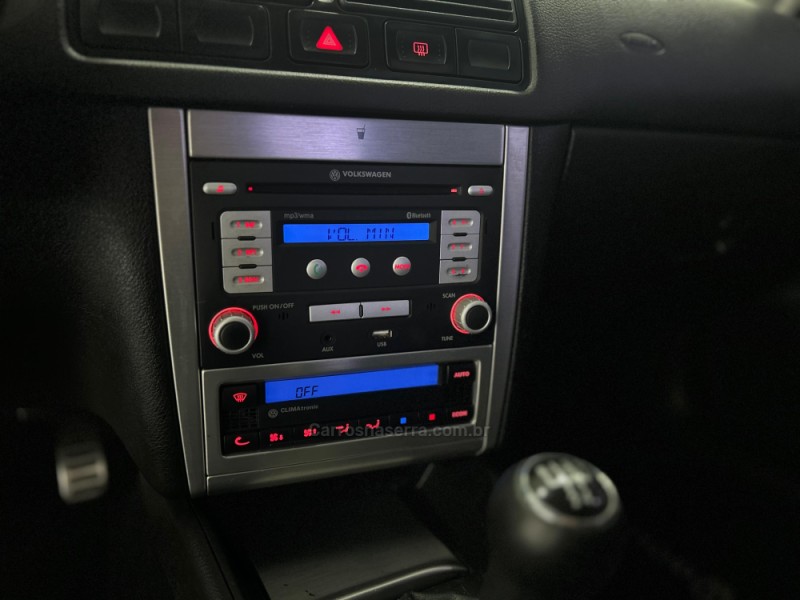 GOLF 1.6 MI SPORTLINE 8V FLEX 4P MANUAL - 2010 - CAXIAS DO SUL