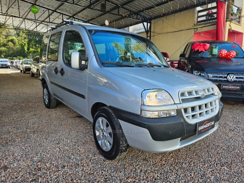 DOBLÓ 1.8 MPI ELX 8V FLEX 4P MANUAL - 2009 - CANELA