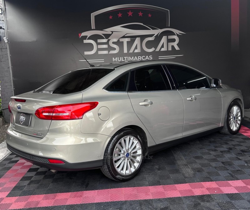 FOCUS 2.0 TITANIUM SEDAN 16V FLEX 4P AUTOMÁTICO - 2016 - CAXIAS DO SUL