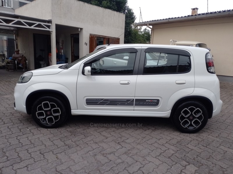UNO 1.4 SPORTING 8V FLEX 4P MANUAL - 2015 - BENTO GONçALVES