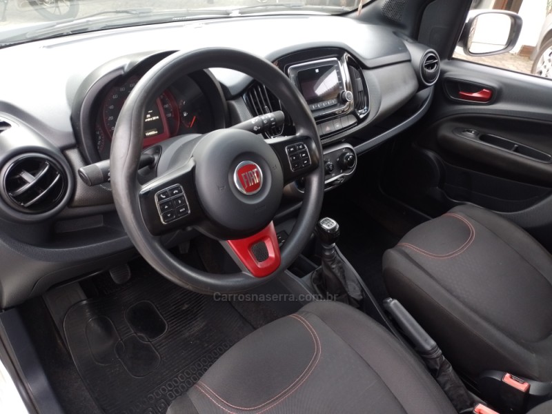 UNO 1.4 SPORTING 8V FLEX 4P MANUAL - 2015 - BENTO GONçALVES